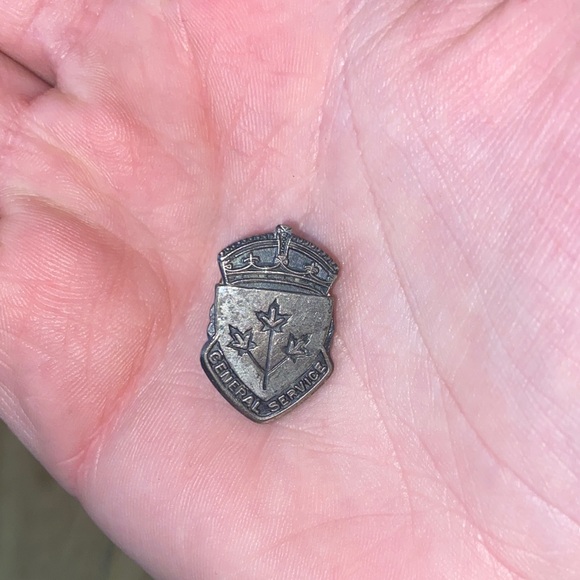 General Service Silver Pin - Picture 1 of 1